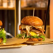 burger outlet fish chips - 1