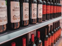 prime location liquor store - 3