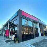 thriving australian fashion business - 1