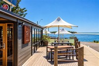 iconic coastal tavern freehold - 3