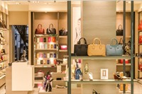 award-winning sydney-based retail fitout - 2