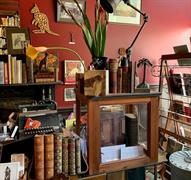 retail bookshop + 1-bedroom - 2