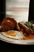 established elwood cafe easy - 1