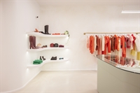 turnkey ladies fashion boutique - 1