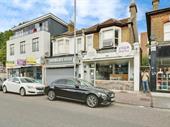 freehold shop with upper