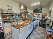 exceptional retail opportunity with