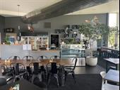 under offer high-profit cafe