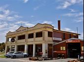 150 000 net hotel