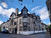 profitable 17th century inn