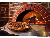wood fired pizza shop