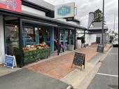 jetty food store port