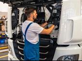 heavy diesel mechanic workshop