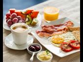popular family breakfast lunch