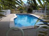 lease hold motel bowen