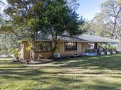 lifestyle acreage with thriving