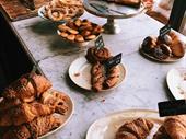 established neighborhood bakery café