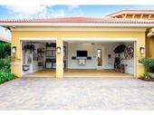 1 garage franchise on