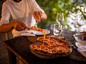 successful pizzeria restaurant highly