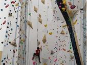 cliffhanger climbing gym csbl1472