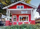 café on magazine st