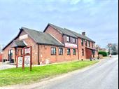 norfolk pub with large