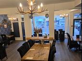 coffee shop licensed bistro