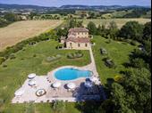 luxury property near asciano