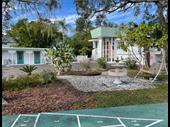 10 unit motel near