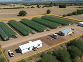 40 acres w greenhouses