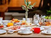 prime location restaurant with