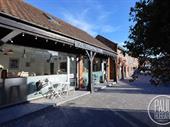 fully fitted cafe affluent