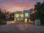 turnkey three-unit residence puerto