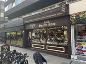 youngs auld sweetie shop
