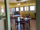 successful large thai restaurant