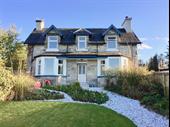 established well-presented bed breakfast