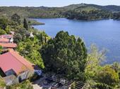 lakeside guesthouse on waterfront