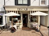 popular cafe bar devon