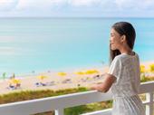 beachfront motel with cafe