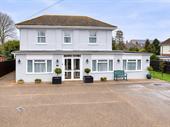 10 bedroom guest house