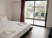 12-room guesthouse patong center