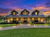 equestrian estate with business