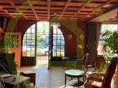 café hotel restaurant for