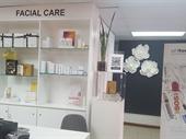 established beauty nail salon