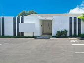freestanding office building fort
