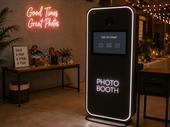 premium photo karaoke entertainment