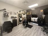 salon suitesin a busy