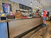 freehold a3& alcohol café&